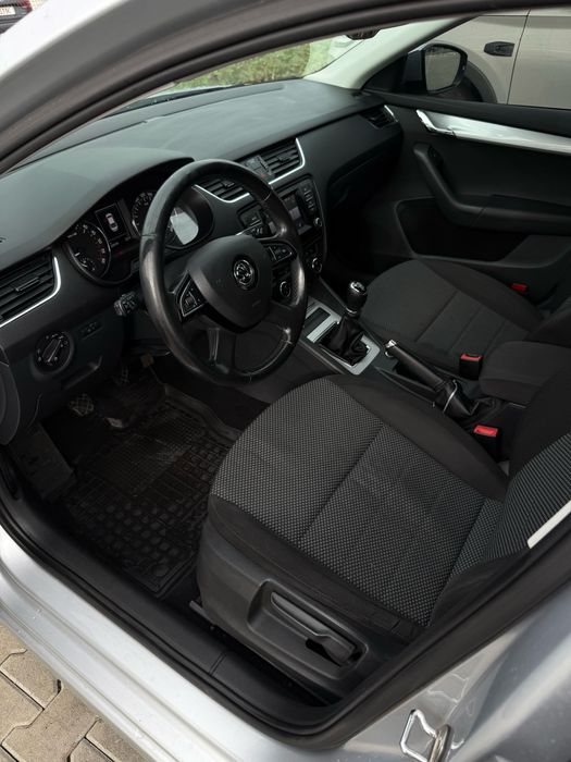 Skoda Octavia A7 2014 1.6 дизель 6-ступка