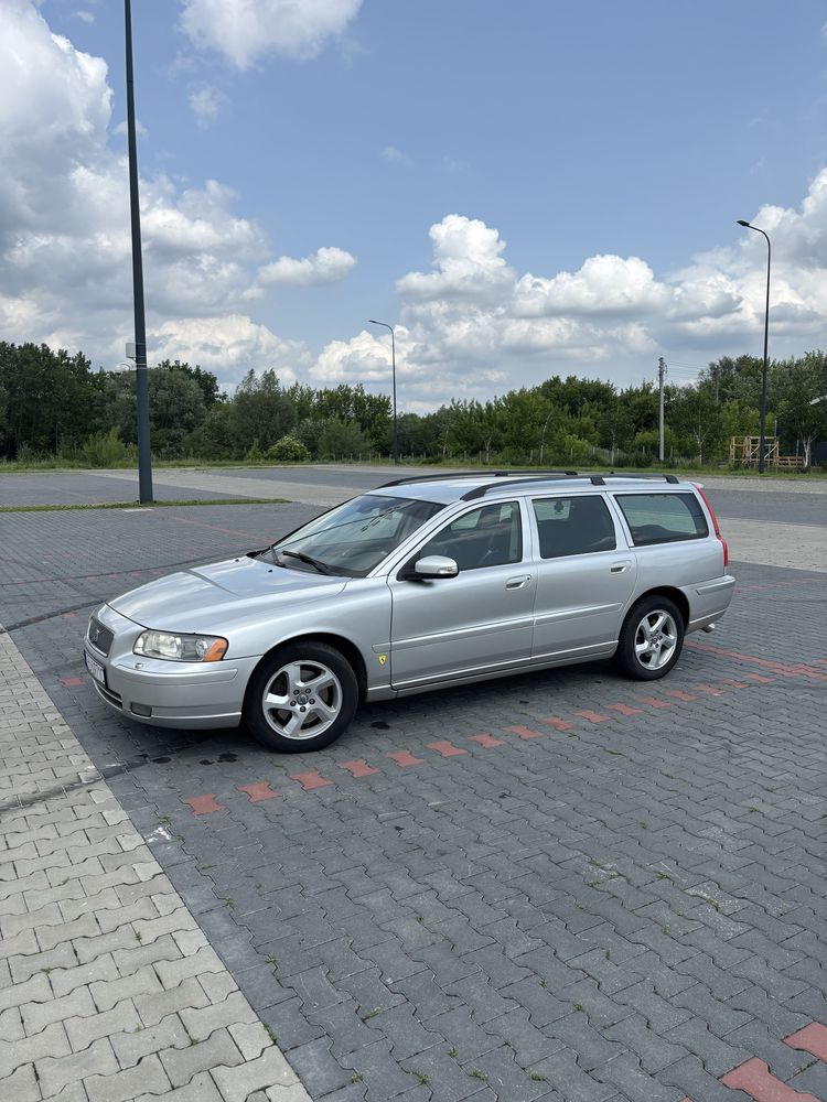 Volvo V70 2.0T 5 cylindrów 2007r