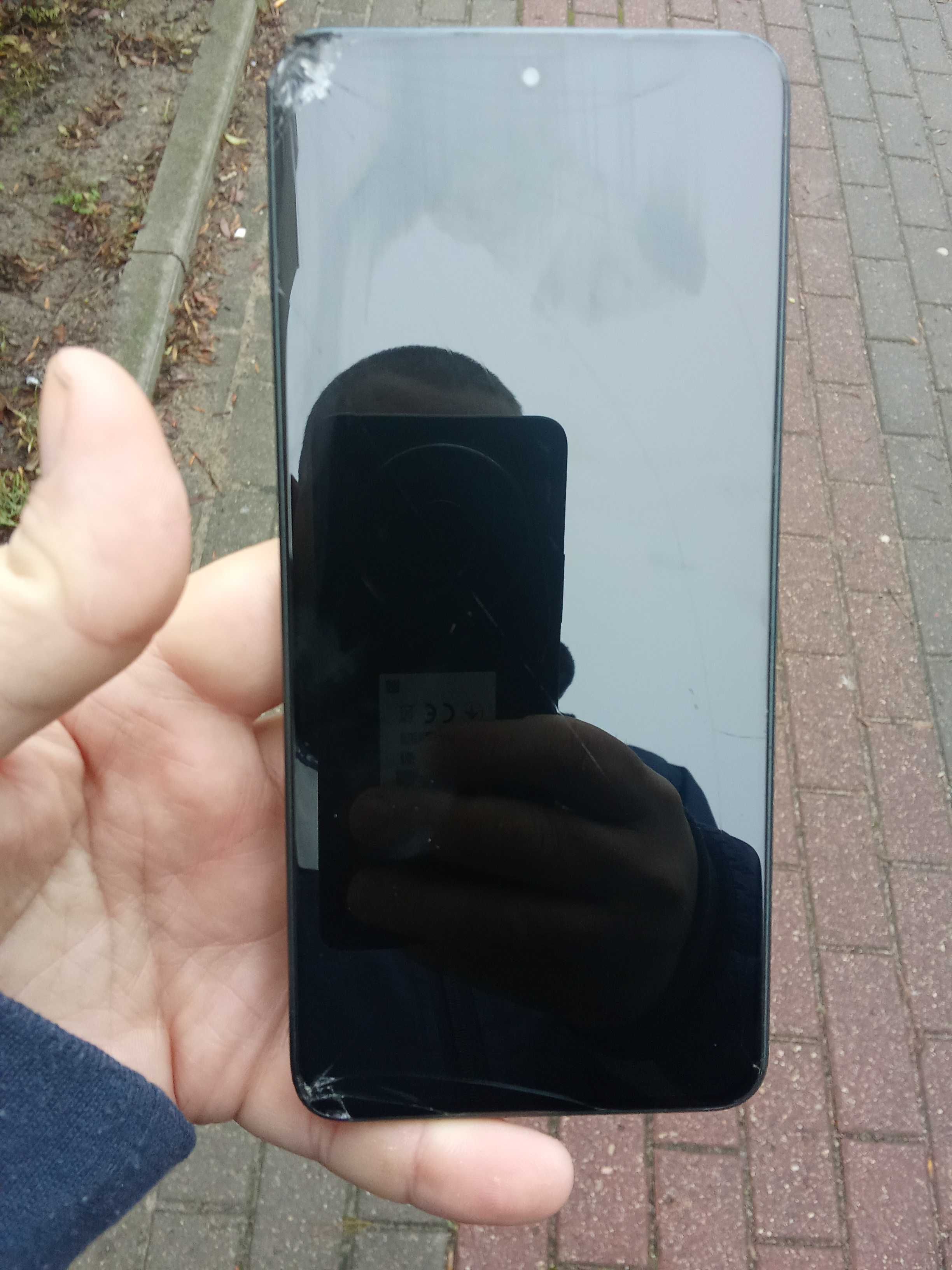 OPPO Reno 11F 5G na gwarancji