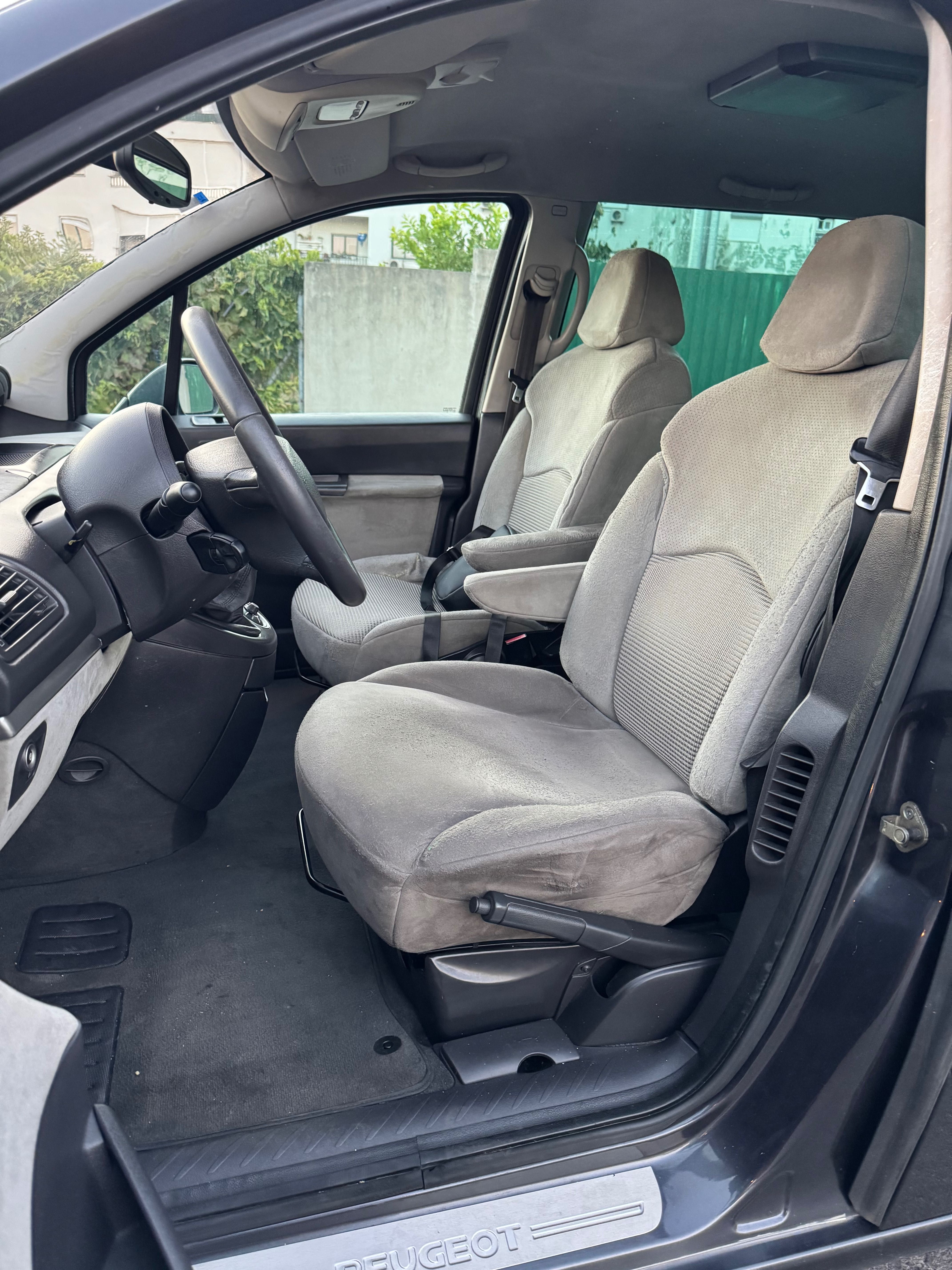 Vendo Peugeot 807 2.0 HDI NavTec 7lugares Nacional