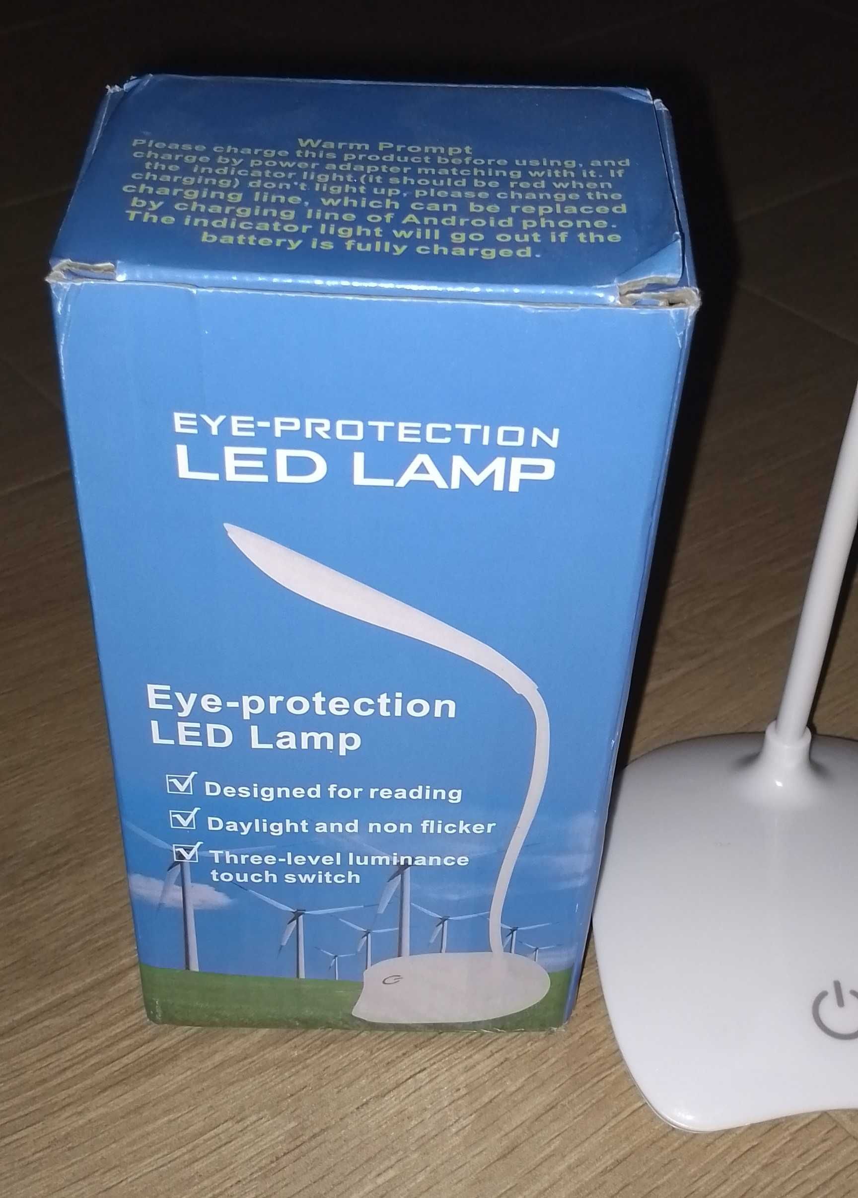 Настільна світлодіодна лампа з акумулятором  5W