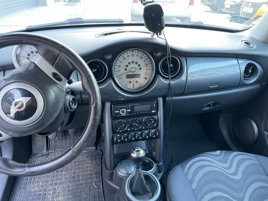 Sprzedam Mini Cooper uszkodzony