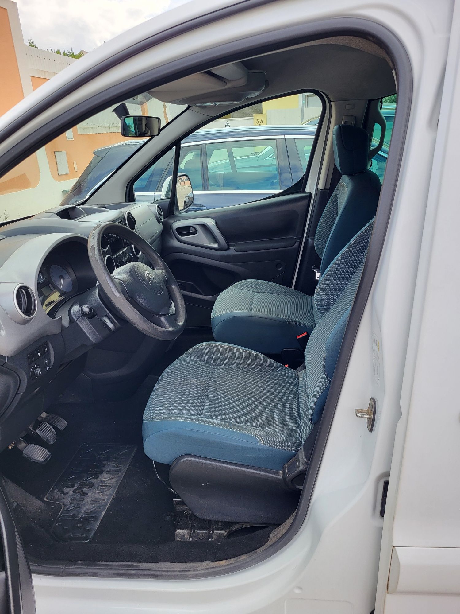 Citroën Berlingo Multispace 1.6 hdi / 100CV - 5 lugares