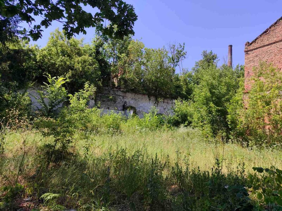 (3) Продам приміщення с.Вендичани Могилів-Подільський р-н 0925