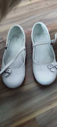 Buty pantofelki komunijne Emel białe 33