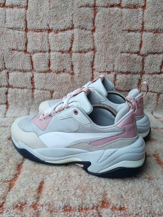 Женские кроссовки Puma