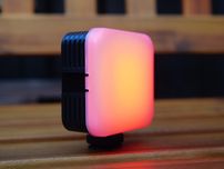 Цветной RGB-видеосвет для камер на магните Neewer Mini Portable LED Li