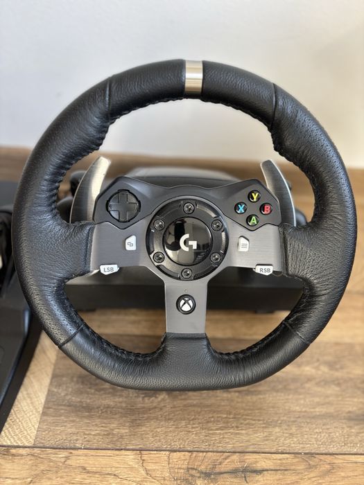 Logitech G920 Driving Force – kierownica z pedałami