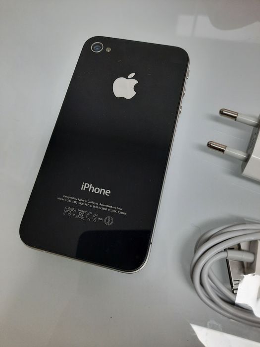 IPhone 4 + Capa - 8GB (desbloqueado)