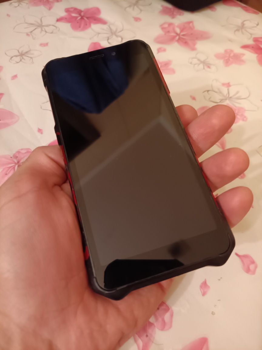Броньований пило-вологозахищений смартфон Ulefone Armor X5 3/32Гб