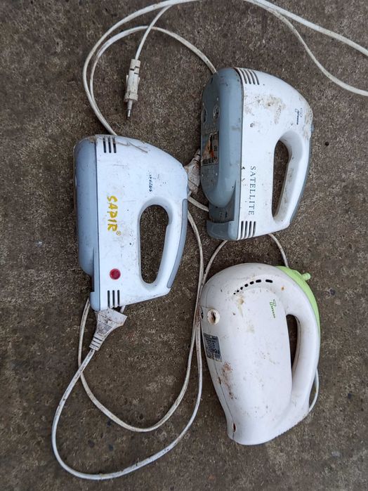 Міксери під відновлення або запчастини.