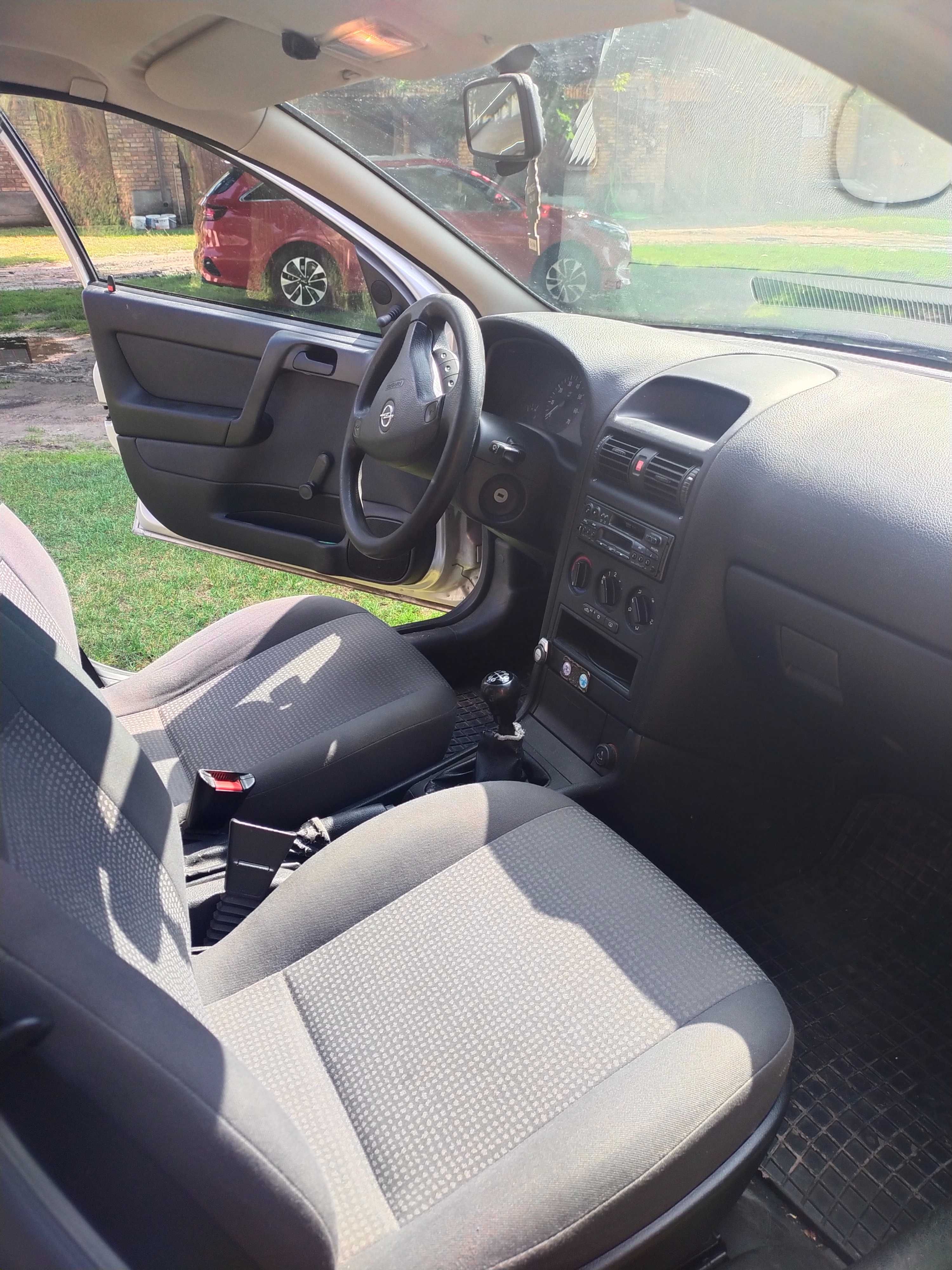 Opel Astra II 1,6