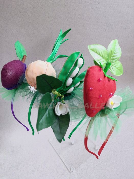 Обруч картопля квасоля полуничка яблуко цибуля горох слива павутинка