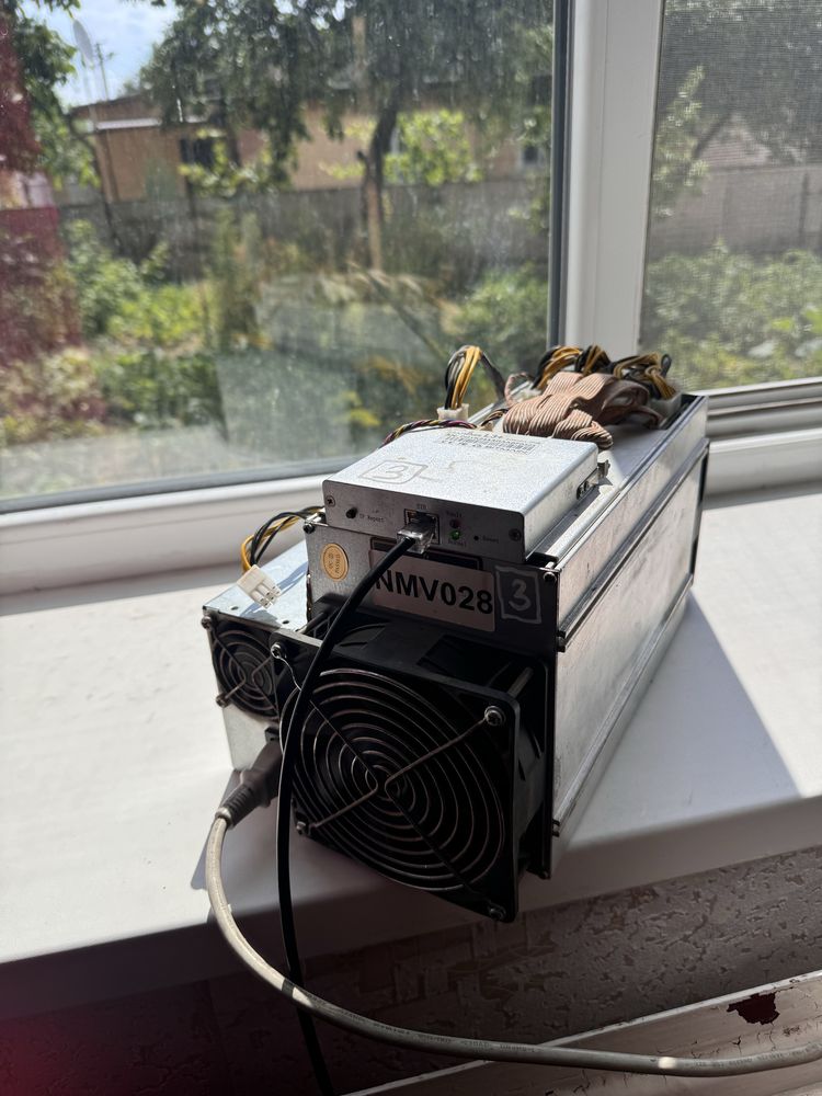 Продам Asic L3+ в хорошем состоянии