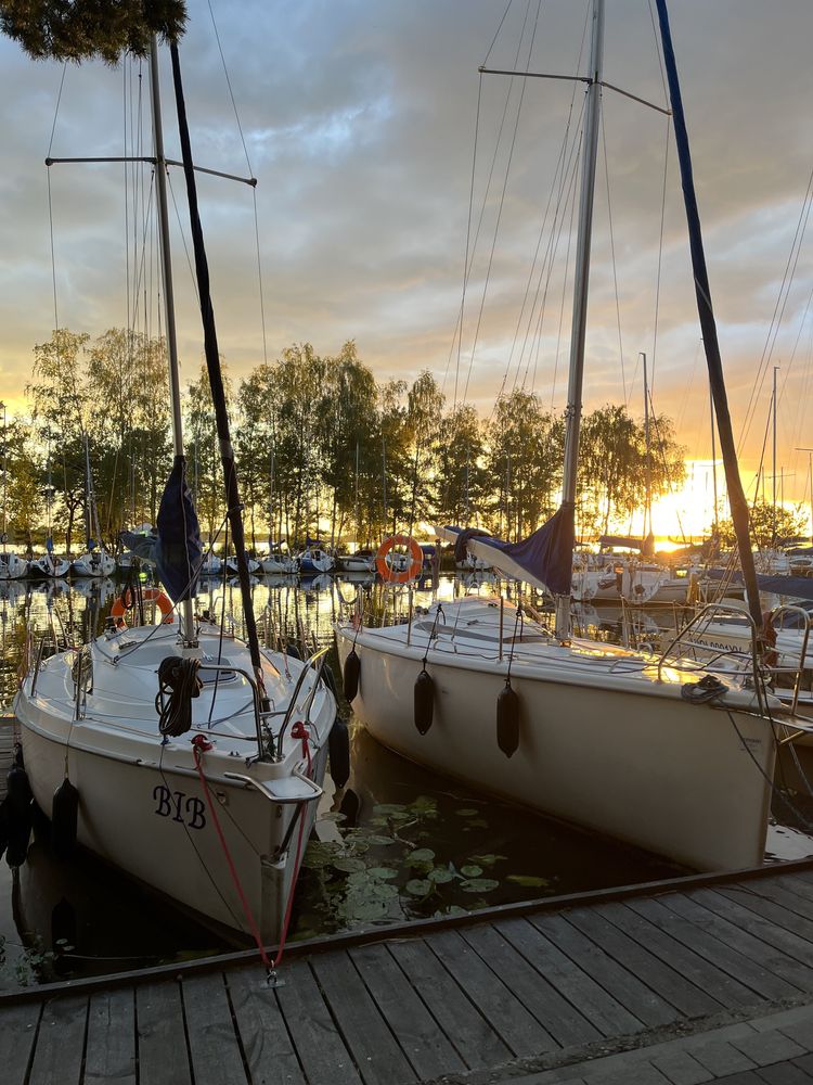 Red Sails Czarter jachtów Zalew Zegrzyński, Zegrze Sasanka 660