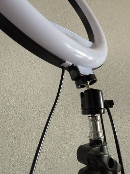 Lampa pierścieniowa Tracer 30cm ze statywem