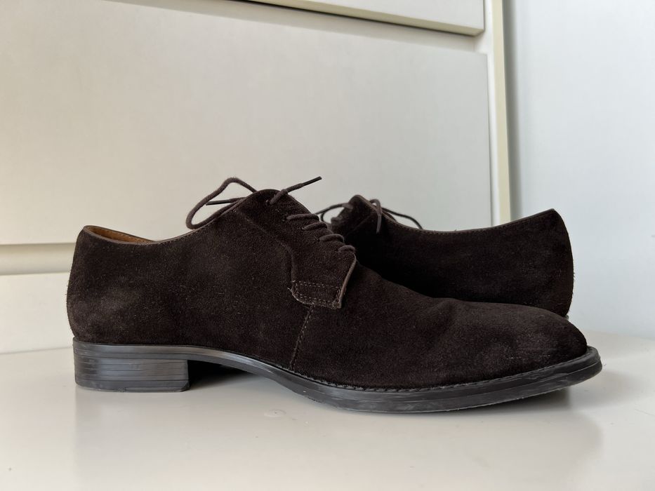 Brązowe skórzane zamszowe półbuty Gino Rossi