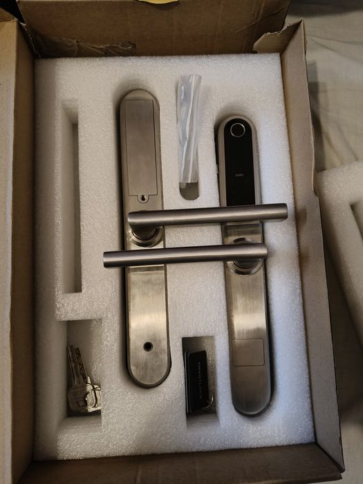 Zamek elektroniczny   srebrny