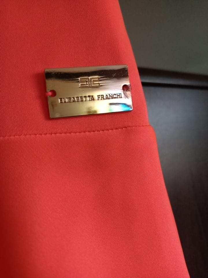 Śliczna sukienka Elisabetta Franchi S/M