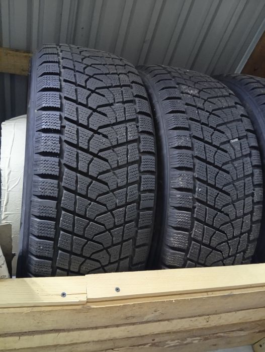 Продам Шини 235.55.18