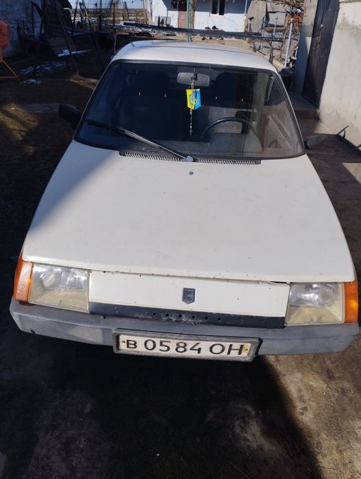 Продаю Таврію.Дзвоніть ,пишіть.