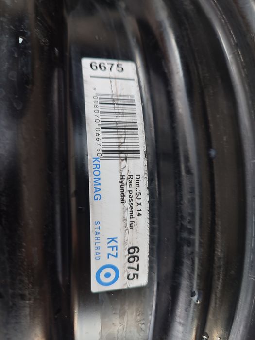 Komplet felg stalowych do Hyundai 14 cali 4x100 5J et45 osadzenie 54.1