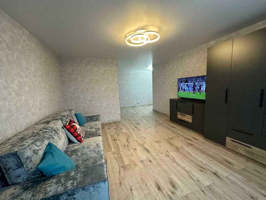 Терміново здам 1-ку в новобудові в центрі