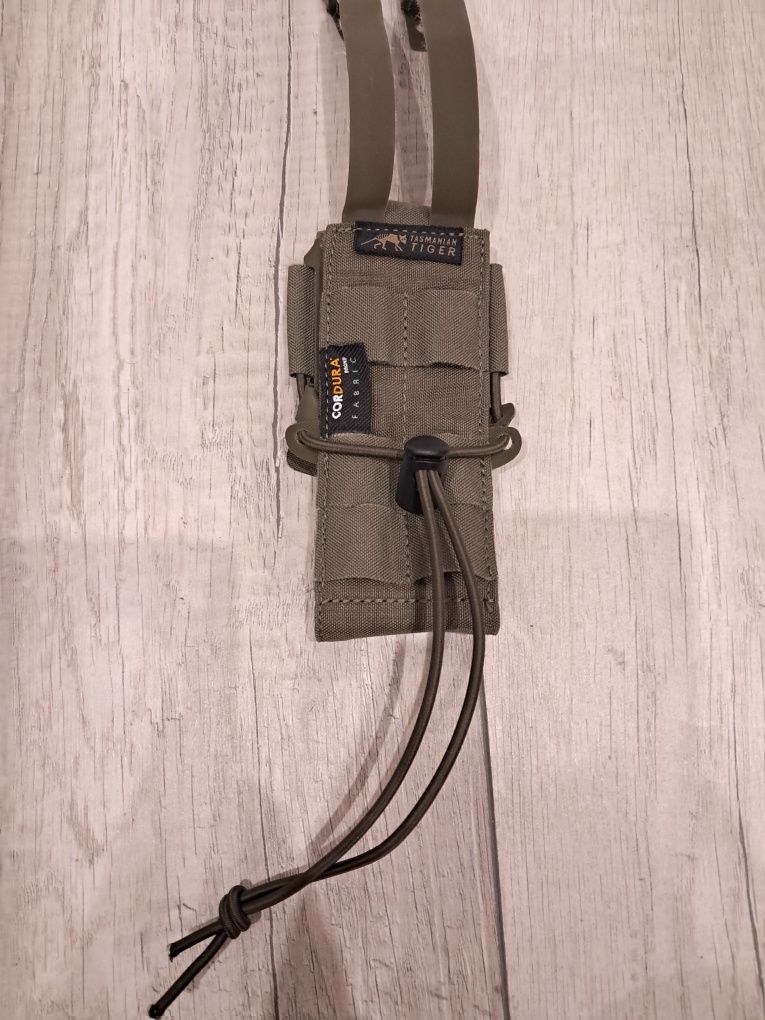 Tasmanian tiger radio pouch stone grey IRR asg molle baofeng motorola