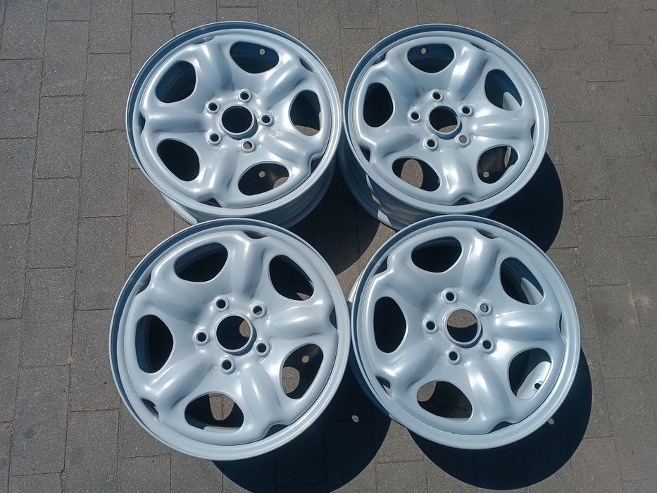 Felgi stalowe Landrover Freelander 5x114.3 ET46 5.5J15 malowane proszk