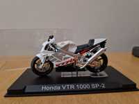 Miniatura Honda VTR 1000 SP-2
