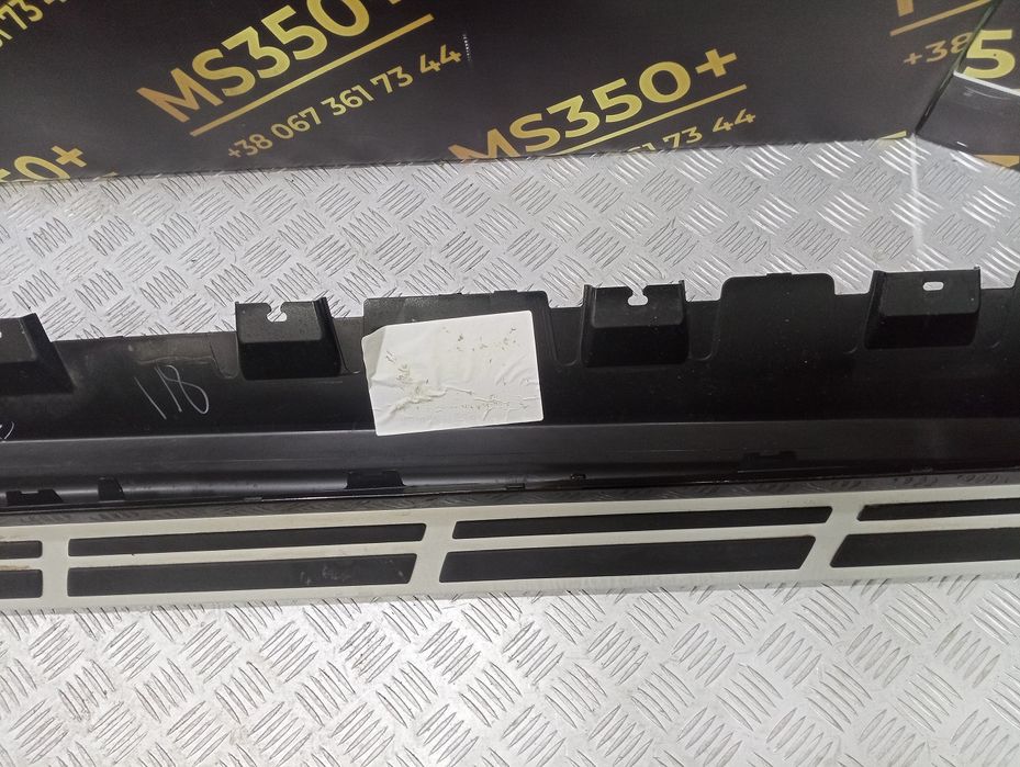 Накладка декоративна на поріг права BMW X7 G07 Розборка БМВ Х7 Г07