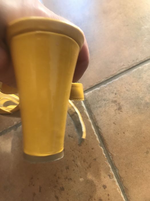 Prima moda Sandaly skórzane 39