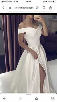 Свадебное платье молочного цвета