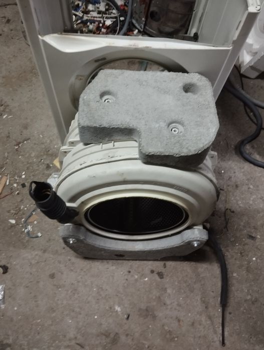 Платы управления,крестовины  и другие запчасти на стиральные машины.