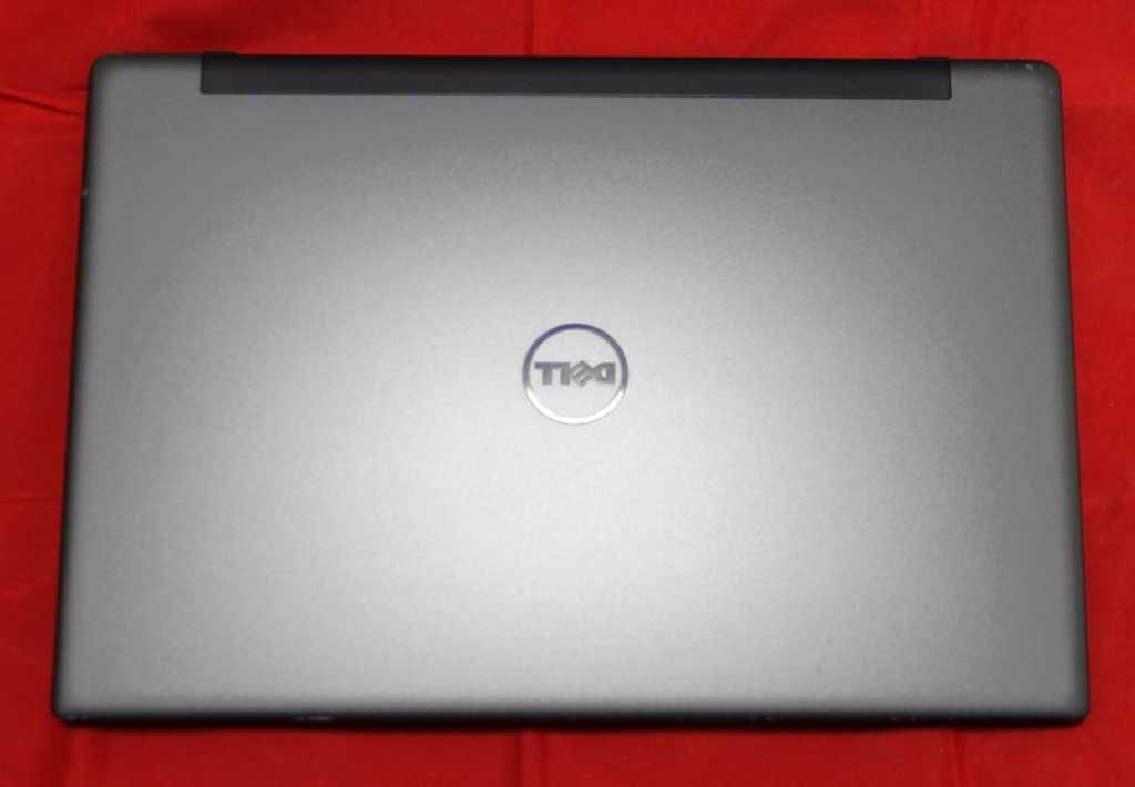 Ноутбук Dell 7370 Core m7 6 Gen | 16 Gb | 256 SSD NVMe | FullHD