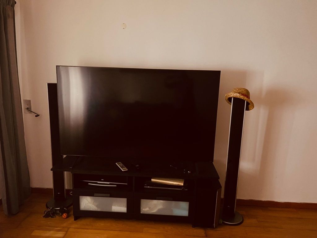 TV LCD LG 75" semi-nova 1 ano uso
