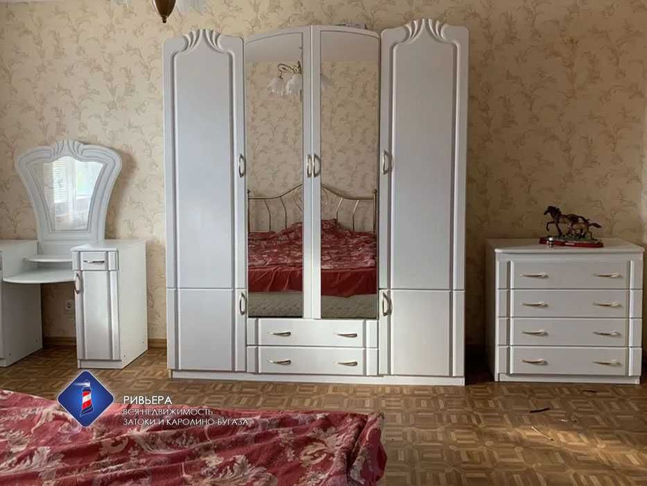 Продам дом с камином в первой линии лимана