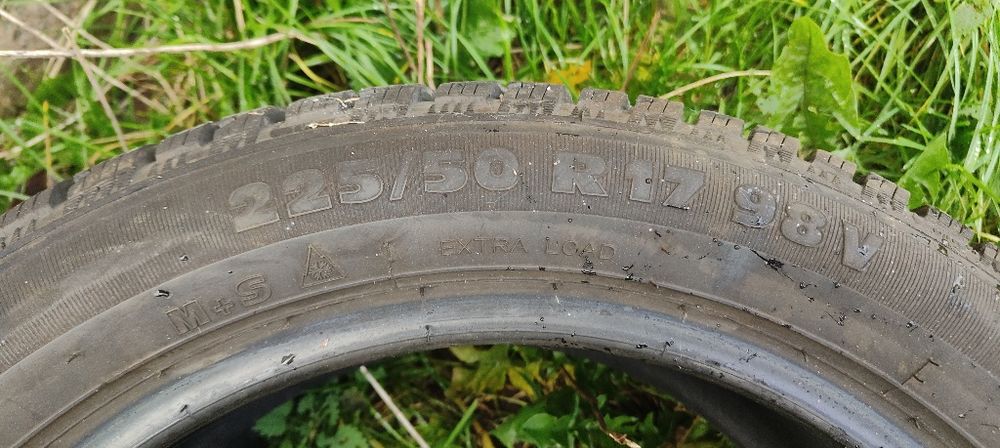 Opony zimowe 225/50 r17 Kormoran