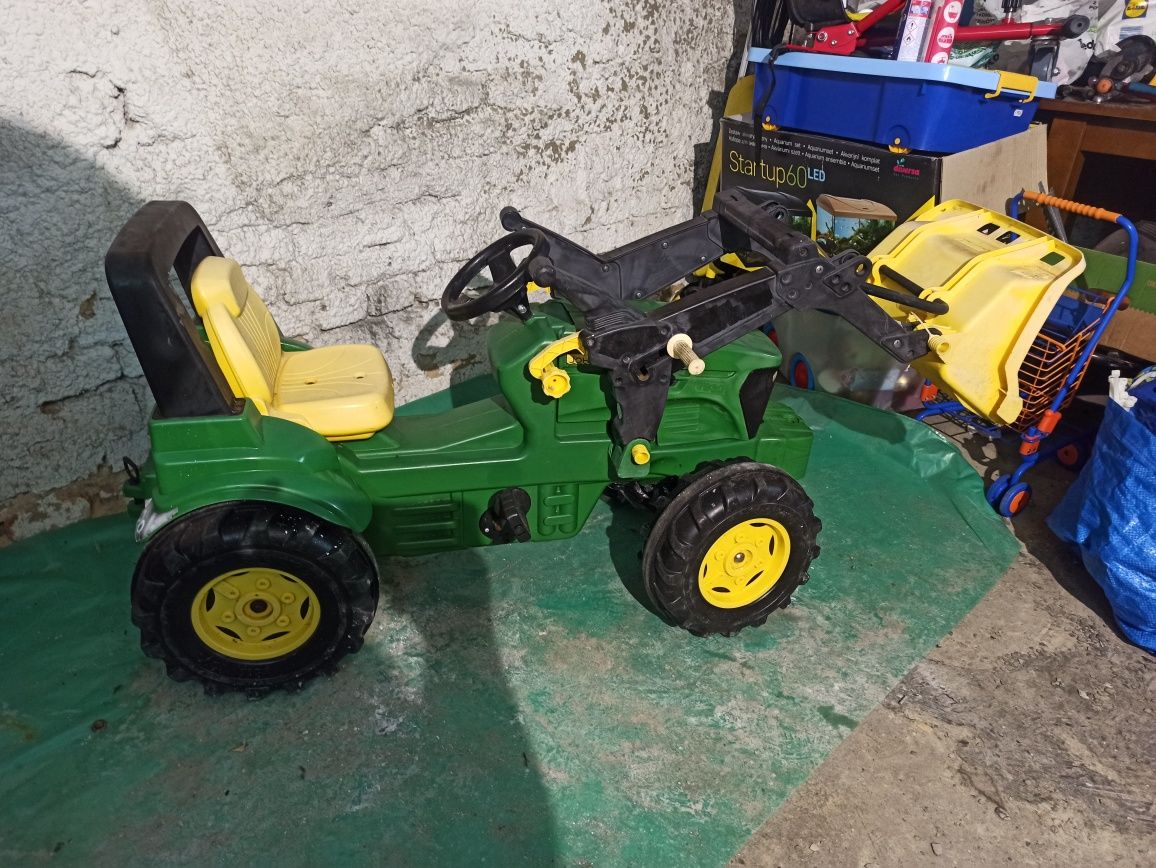 Traktorek na pedały John Deere