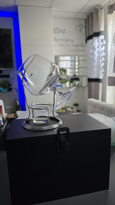 Zestaw Prezentowy do koniaków i brandy w  Eleganckim pudełku