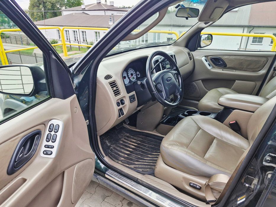Ford Maverick, 3.0V6, 4x4, Webasto