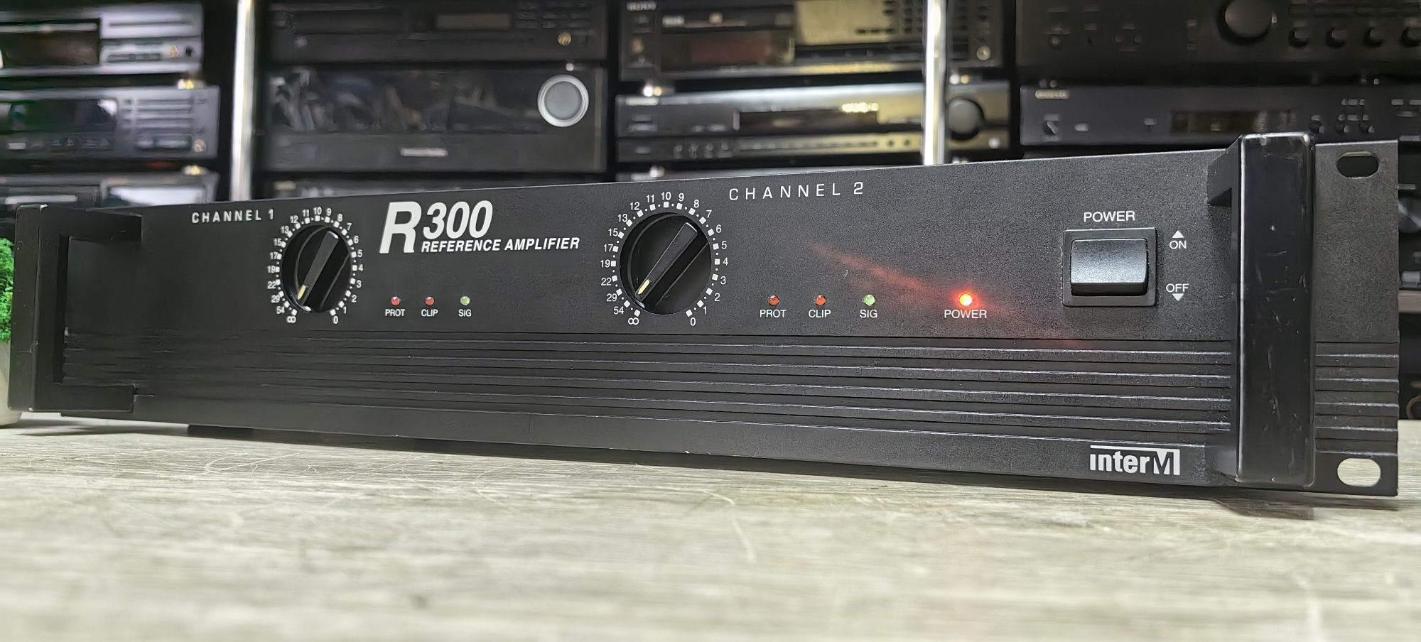 Підсилювач InterM R300/4Ω