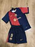 Koszulka dziecięca Nike FC Barcelona 24/25 Home #9 Lewandowski R.22-28