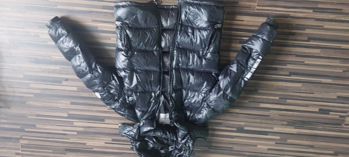 Kurtka puchowa MONCLER S/M