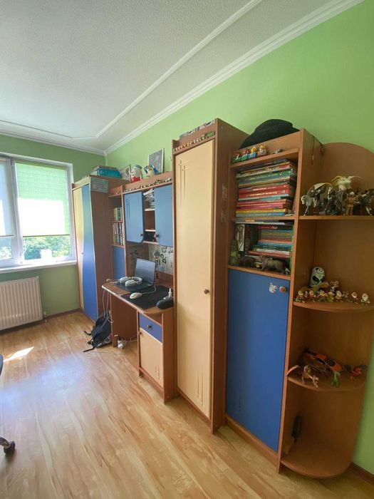 Меблі,стінка дитяча з партою