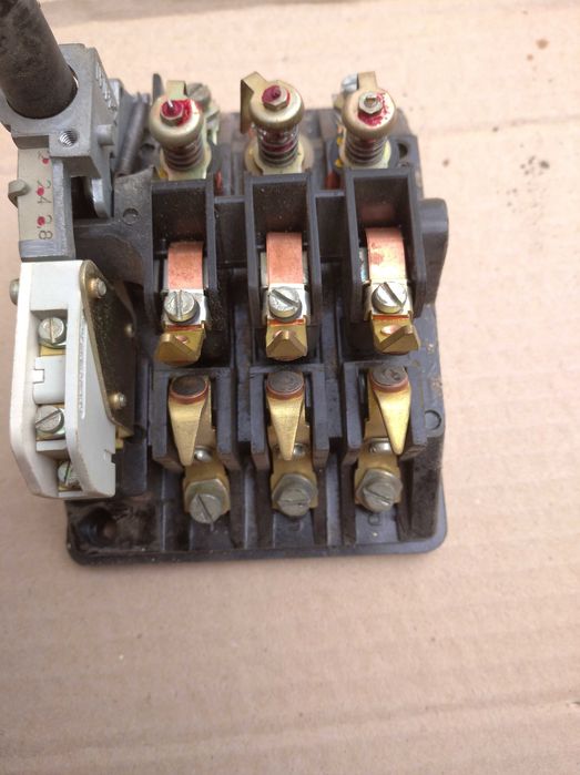 Автоматичний вимикач 25А, 500В