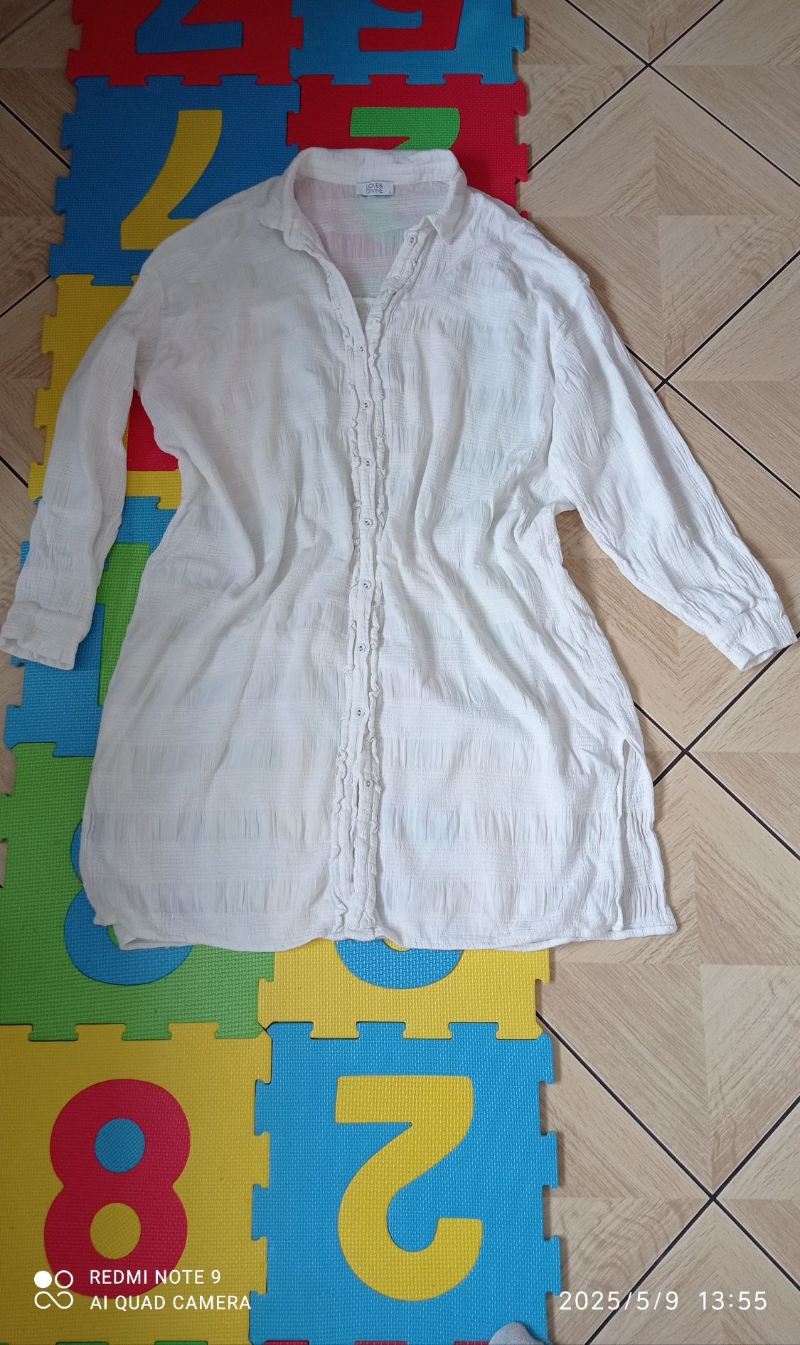 Sukienka koszulowa oversize rozmiar L marki Love&Divine