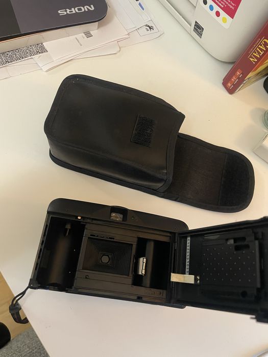 Máquina fotográfica analógica Tronic KH31