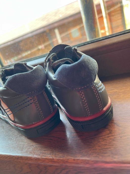 Дитяче взуття (черевики) 24 розмір