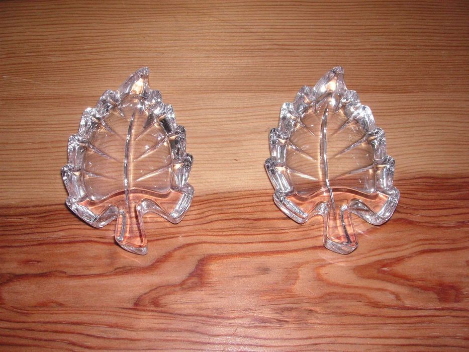 Suporte para Vela e Galheteiro em Vidro, Aneleira e Folhas em Cristal